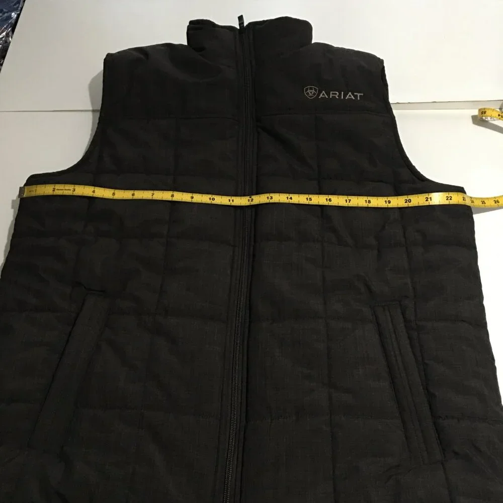 Ariat Black Quilted Puffer Vest - Picture 11 of 12